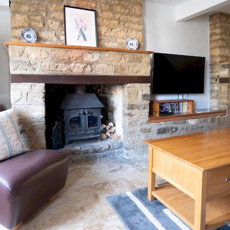 Quarry Cottage Courtyard Garden Pass The Keys Cirencester Eksteriør bilde